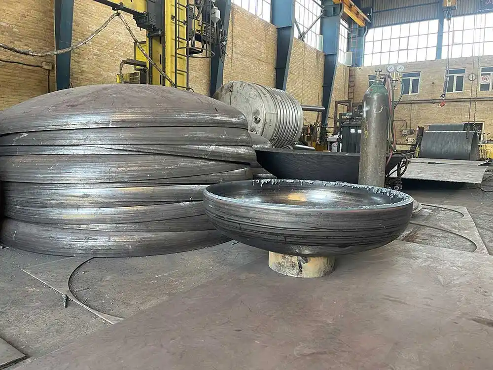 عدسی مخرن با آلیاژ a516