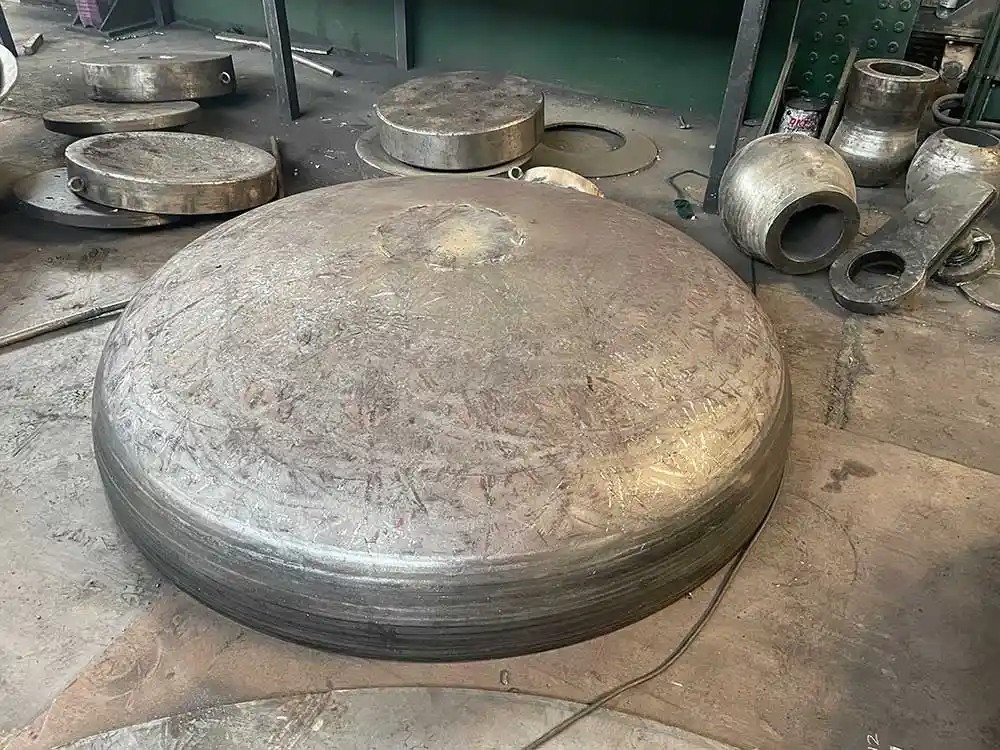عدسی توریسفریکال